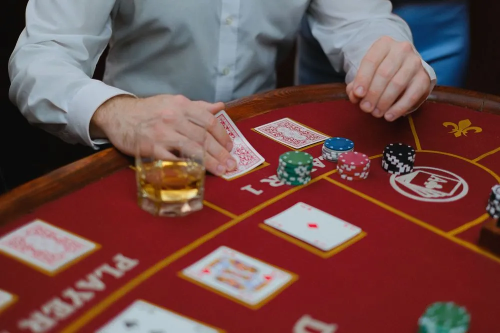 Casino Salon Table